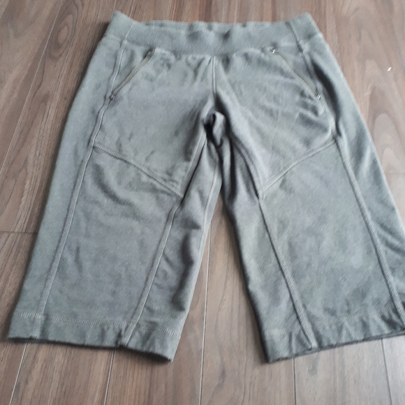 lululemon athletica Pants - Lululemon Sweat Crop ( 10) heathered cotton